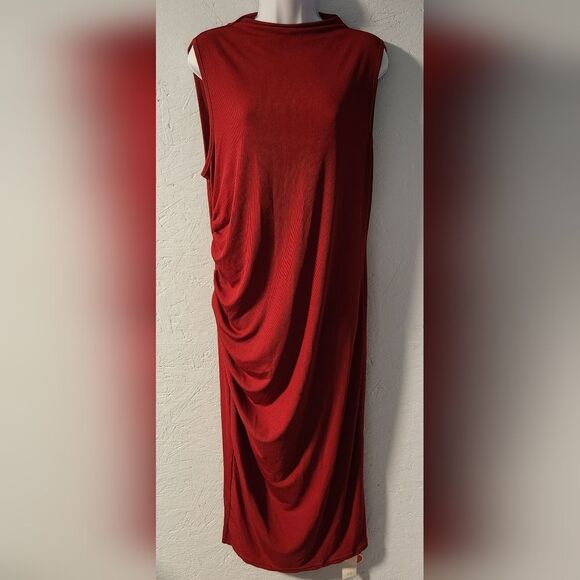 NWT Cider Red Ruched Side Midi Bodycon Dress - Plus Size 1XL - Picture 1 of 4